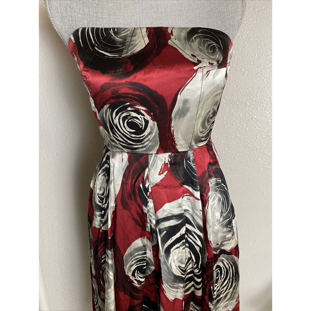 Laundry by Shelli Segal Dress Strapless with pleats red black silver Roses 2 - Picture 3 of 12